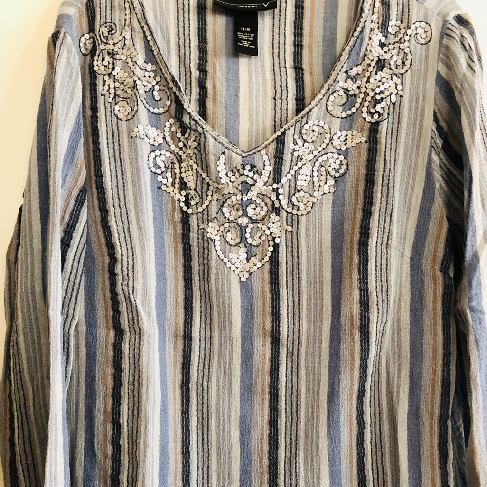 Long sleeve gauze embellished top!
